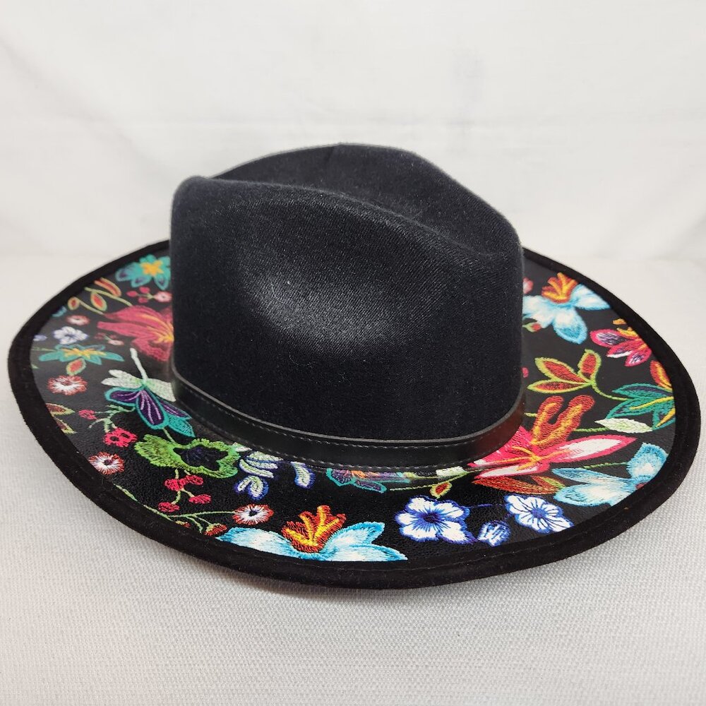 N.R. Hat Women’s Medium Sombrero Western Cowgirl Hat Artisanal